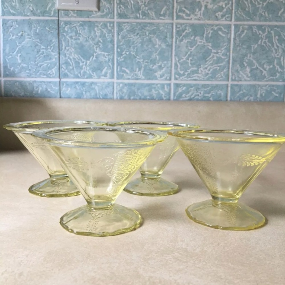 Vintage Hazel Atlas Roxanna Depression Glass Cups - Set of 4